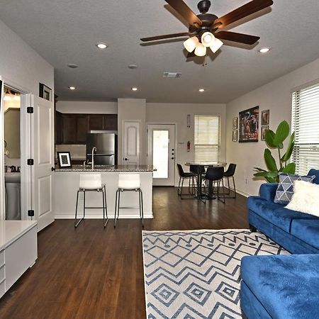 New 3 Bedroom Vacation Home Lackland/Sea World/La Cantera سان أنطونيو المظهر الخارجي الصورة
