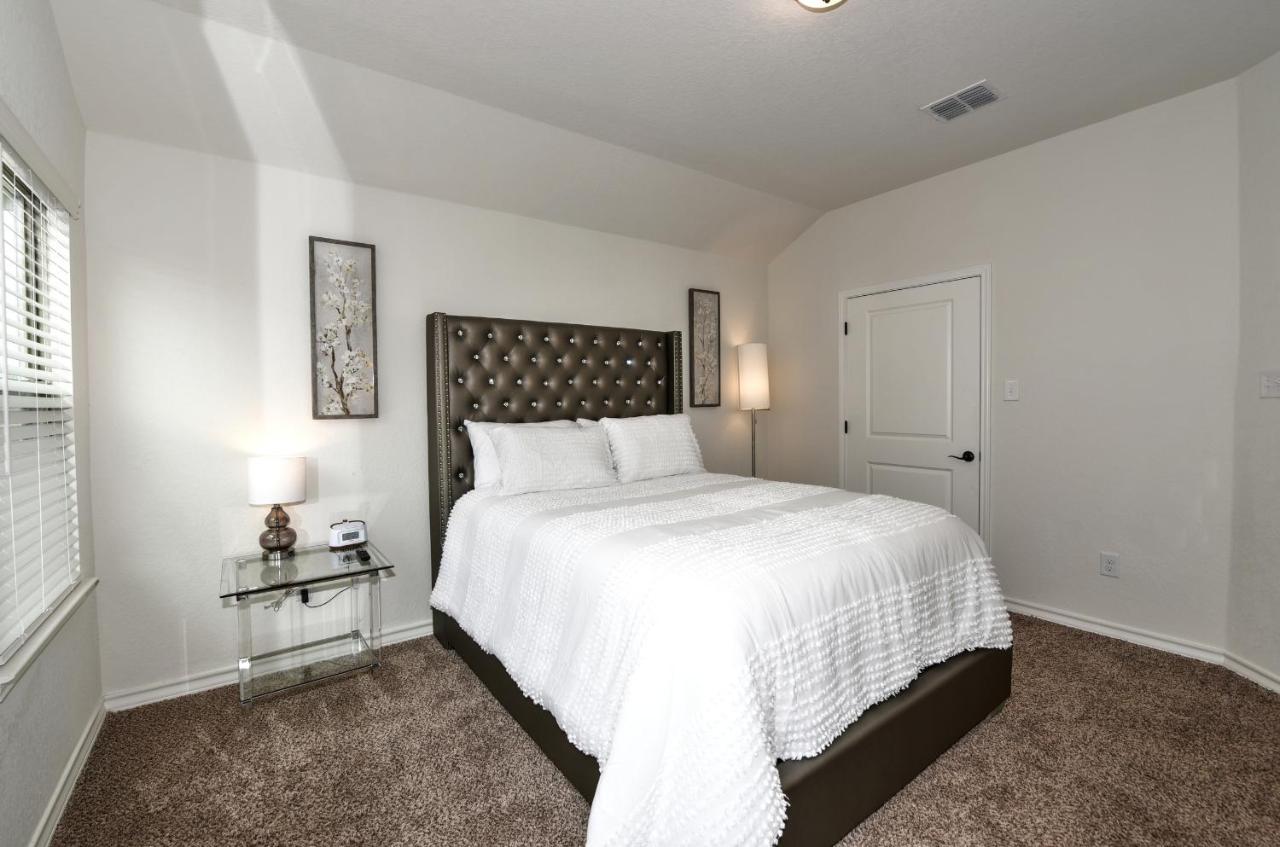 New 3 Bedroom Vacation Home Lackland/Sea World/La Cantera سان أنطونيو المظهر الخارجي الصورة