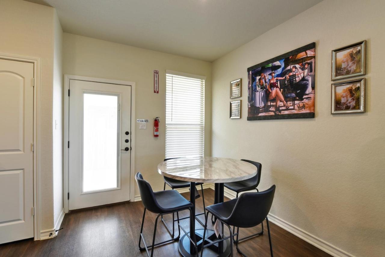 New 3 Bedroom Vacation Home Lackland/Sea World/La Cantera سان أنطونيو المظهر الخارجي الصورة