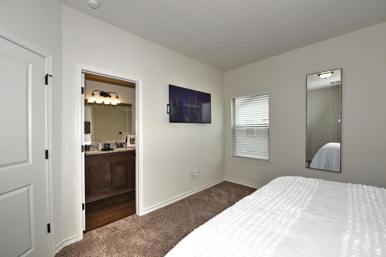 New 3 Bedroom Vacation Home Lackland/Sea World/La Cantera سان أنطونيو المظهر الخارجي الصورة