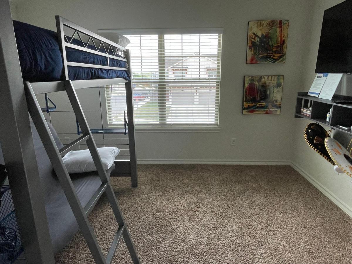 New 3 Bedroom Vacation Home Lackland/Sea World/La Cantera سان أنطونيو المظهر الخارجي الصورة
