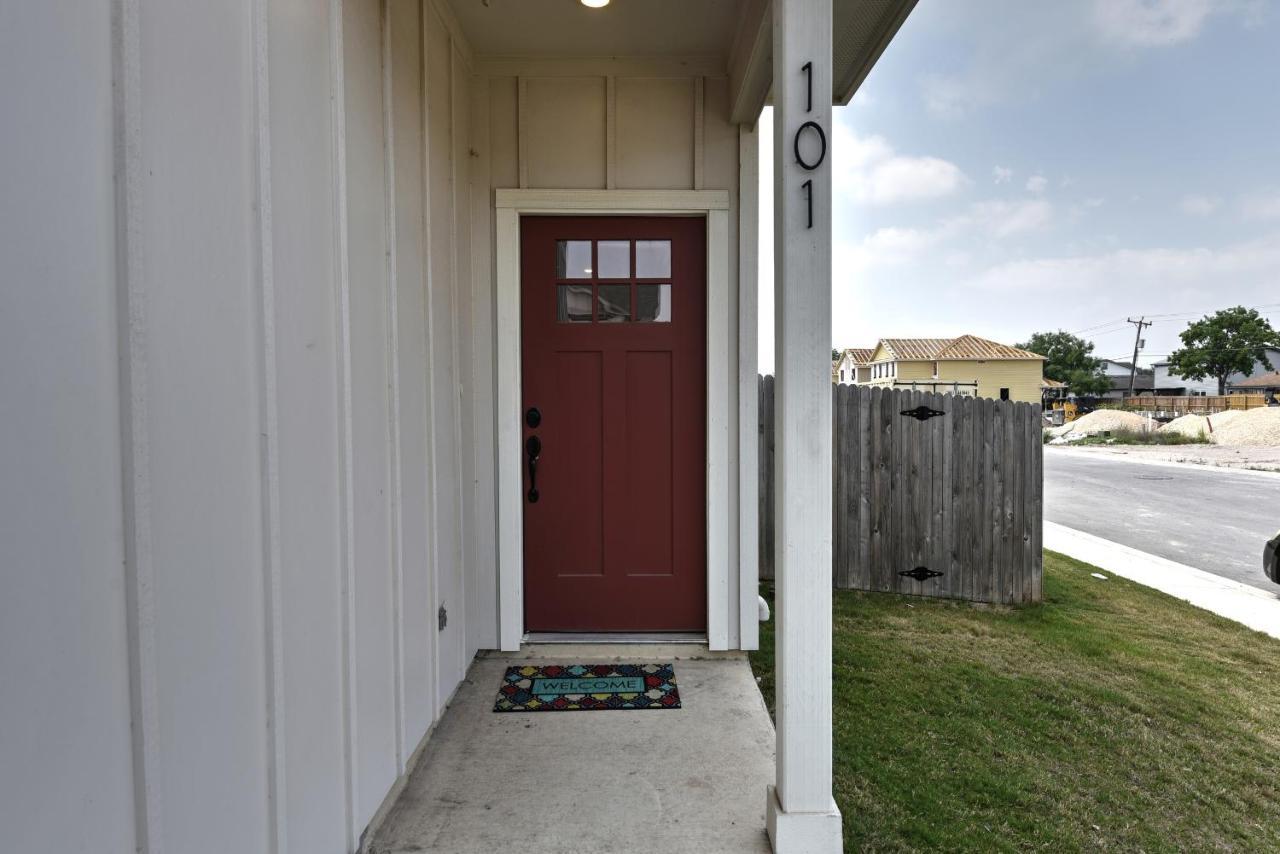 New 3 Bedroom Vacation Home Lackland/Sea World/La Cantera سان أنطونيو المظهر الخارجي الصورة